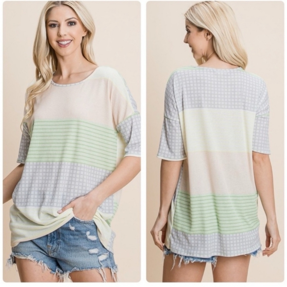 💗Pretty Loose Fit Pastel Waffle Knit Color Block Top Size Medium